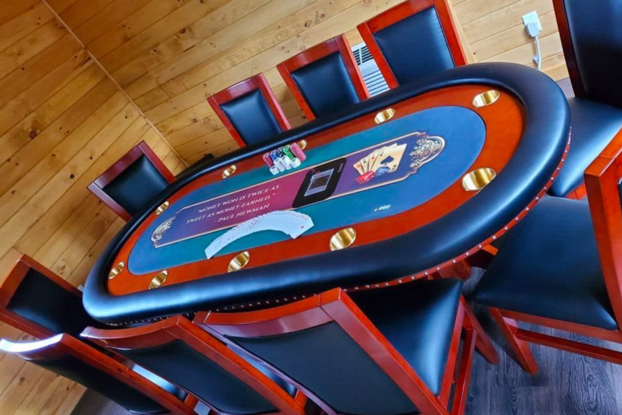 The Rockwall - Classic Poker Table